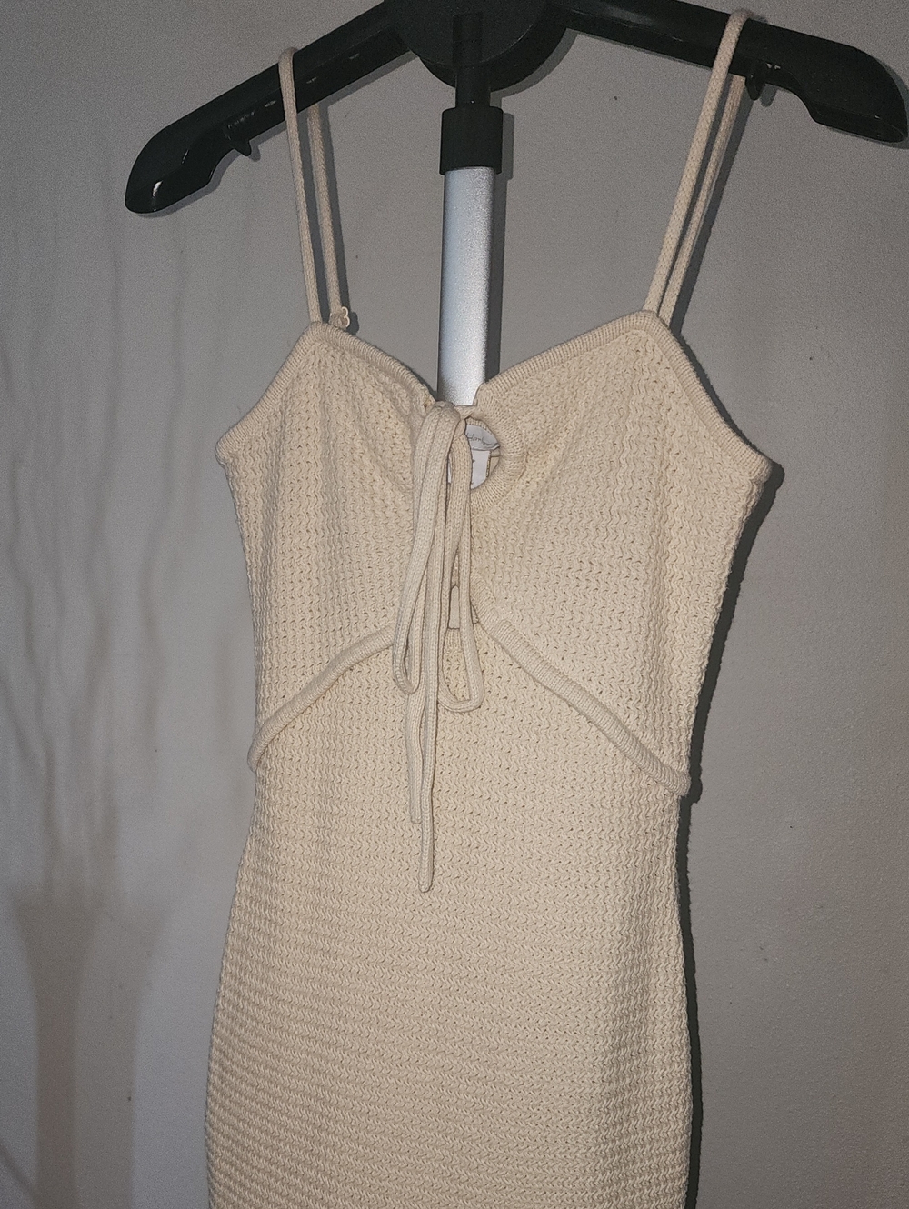 House of Harlow 1960 Cream Knit Tie-Front Midi Dress - Picture 2 of 12